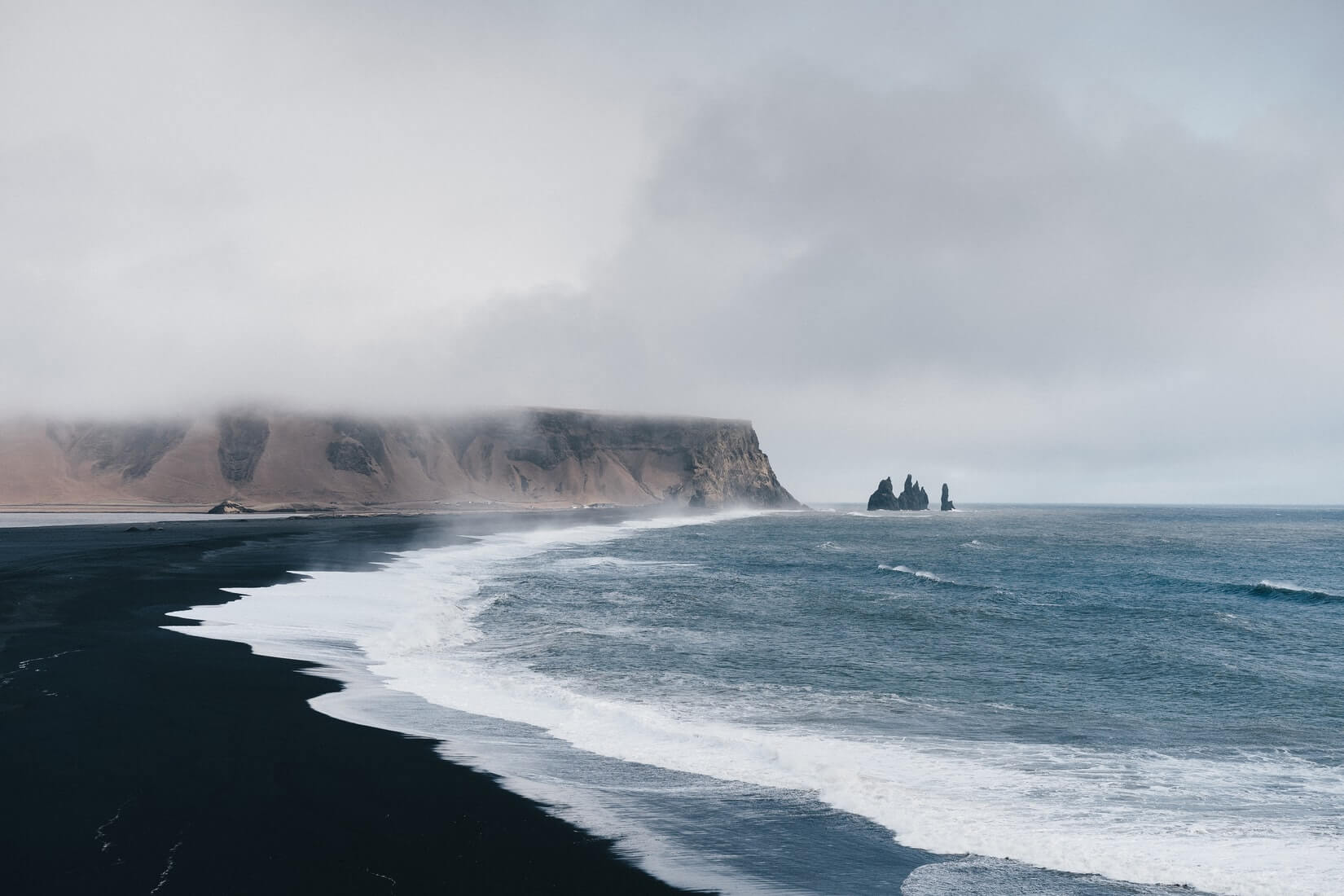 Исландия-открыта:-въехать-туда-сложно,-добраться-—-ещё-сложнее